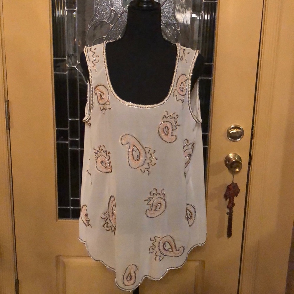 Gianni Bini beaded shell